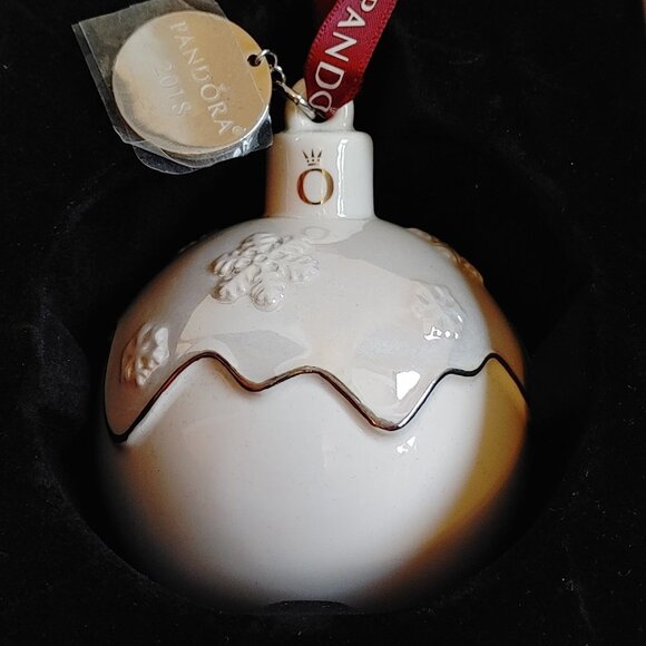 BEAUTIFUL 2018 Pandora Bulb Ornament BNIB - Picture 8 of 8